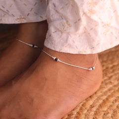 Vanya Black Beads Silver Payal for Women