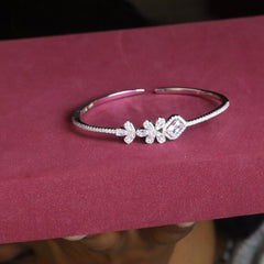 Majestic Silver Women's Kada