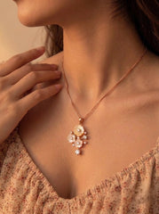 Silver daisy pendant set for women