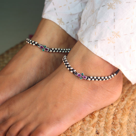 Silver Bead Dot Payal with Black Thread for Women