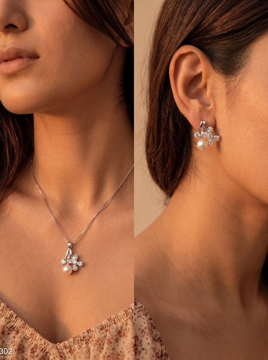 Celestial Pearl petal silver pendant set