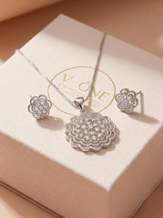 Layered bloom silver pendant set for women