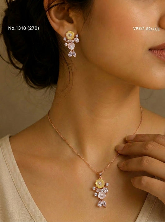 Bloom aura silver pendant set for women