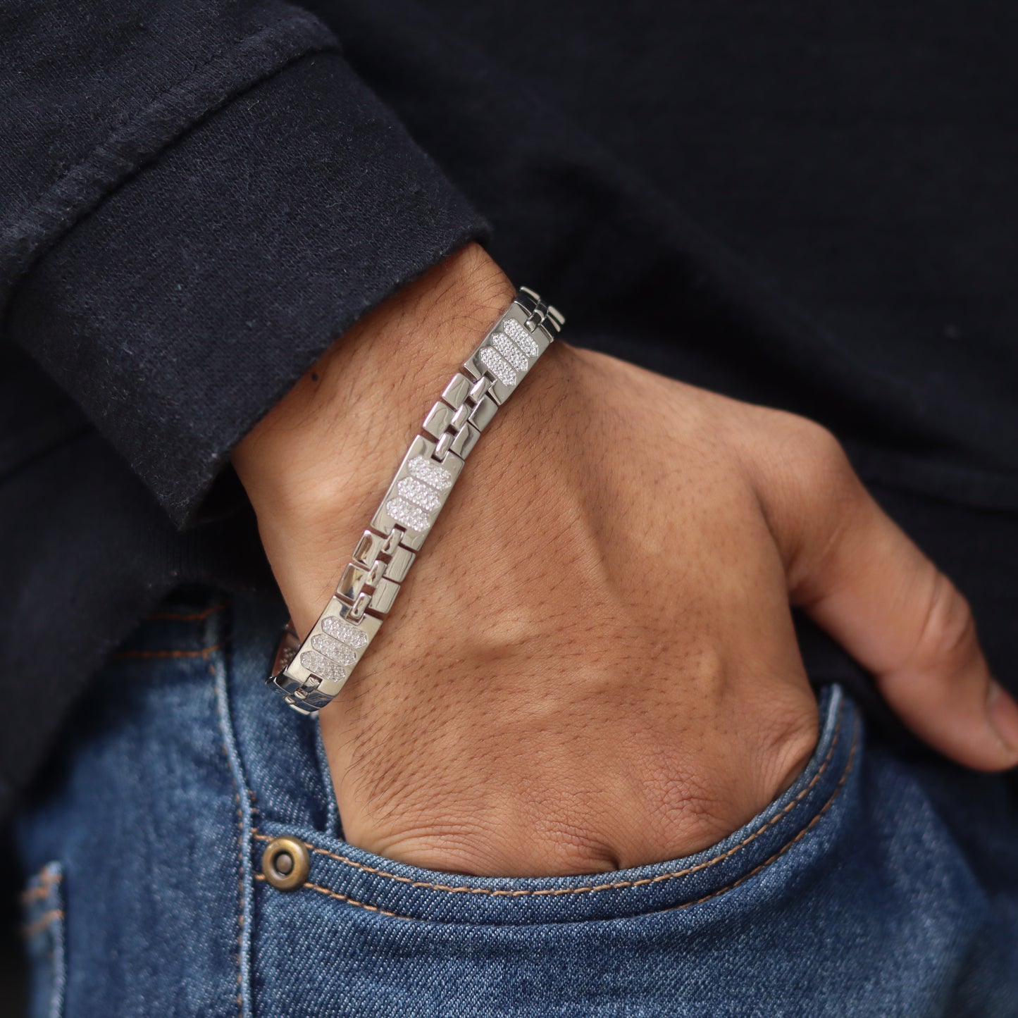 Pure Silver Bold Bracelet