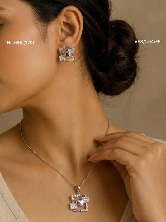 Vanya silver pendant set for women