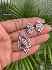 White Royal diamond silver pendant set for women