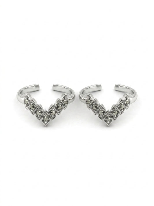 Grace knot silver toerings for women