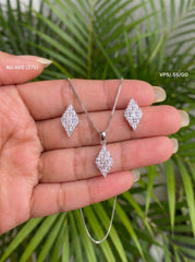 Twinkling grace silver pendant set for women