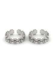 Shrutika silver toerings for women