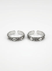 Sarika oxidised silver toerings for women