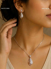Zircon stone silver pendant set for women