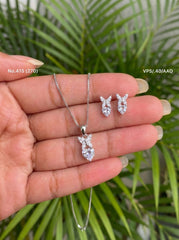 Ivory petal silver pendant set for women