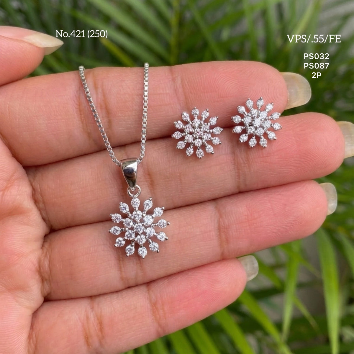 Daisy spark silver pendant set for women