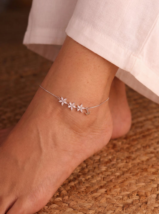 Triple star dangle silver Payal for women