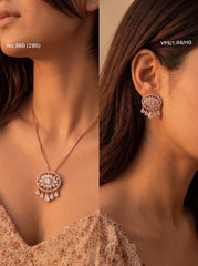 Elegant bloom silver pendant set for women