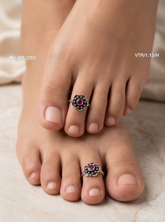 Timeless bloom oxidised silver toerings for women