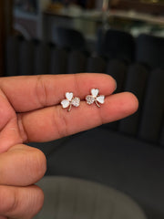 Lira bloom silver stud