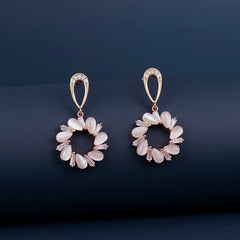 Soft petal swing silver earrings
