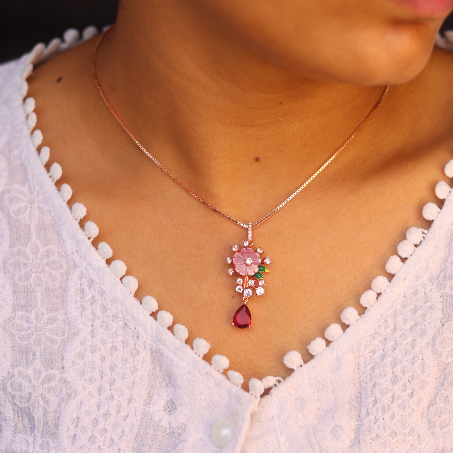 Rosy Flower MOP Pendant Set