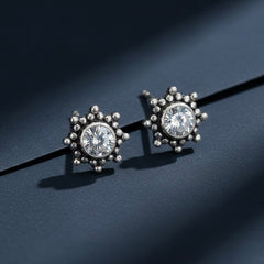 Mono oxidised silver stud