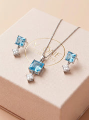 Vihana silver pendant set for women