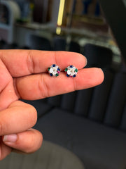 Aryi sparkle silver stud