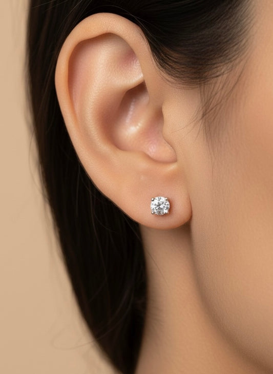 Micro shine silver stud