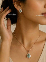 Regal green elegance silver pendant set for women