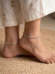 Ornate Silver Pattern Payal for Women