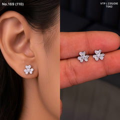 Ila Frost silver Stud