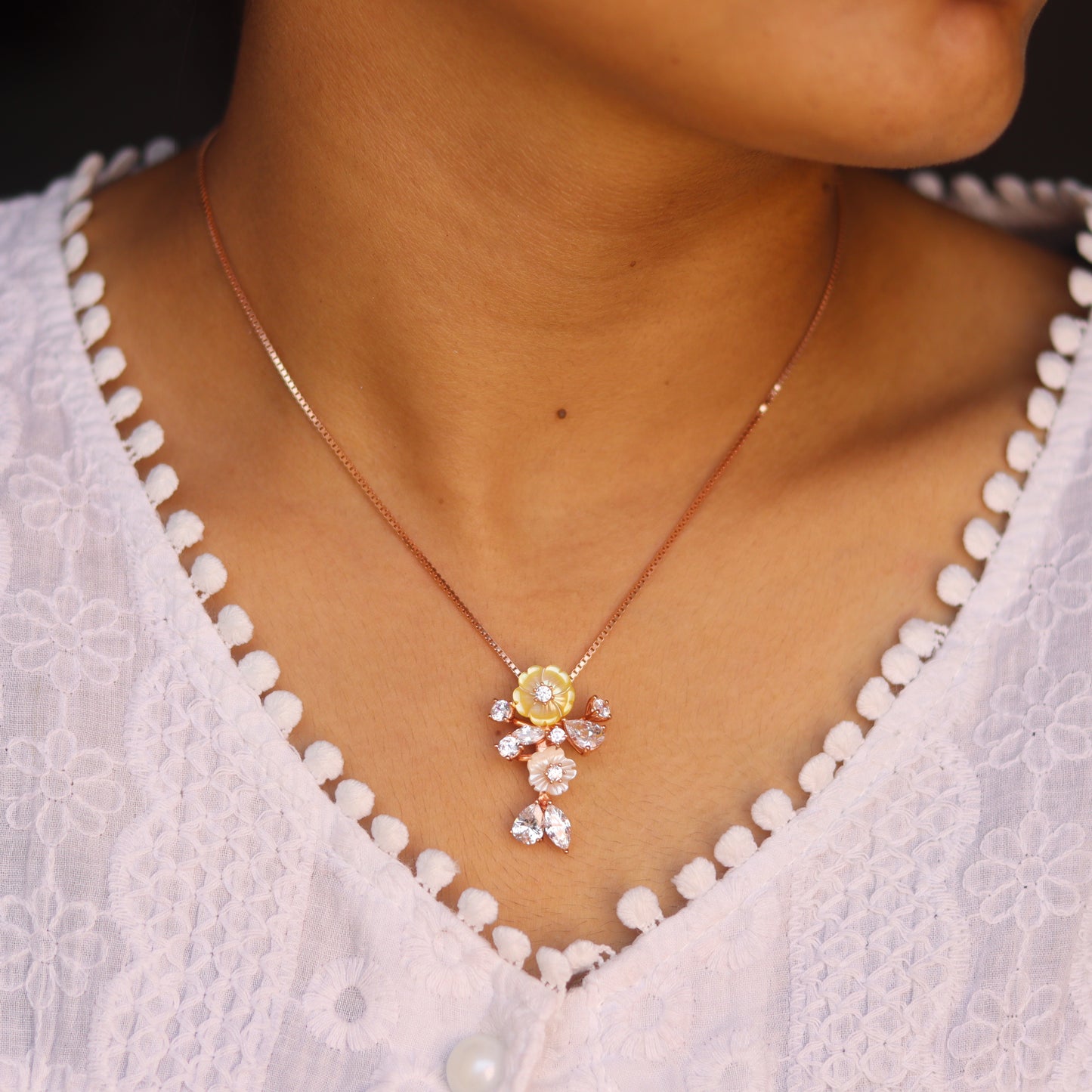 Gilded Flora MOP & Zircon Pendant Set