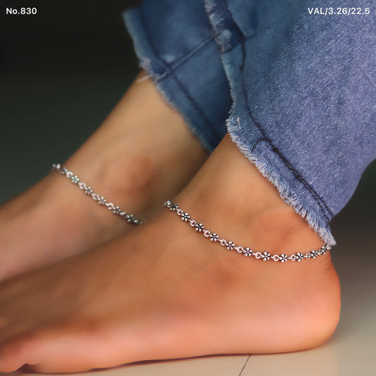 Delicate Flower Oxidized Silver Payal
