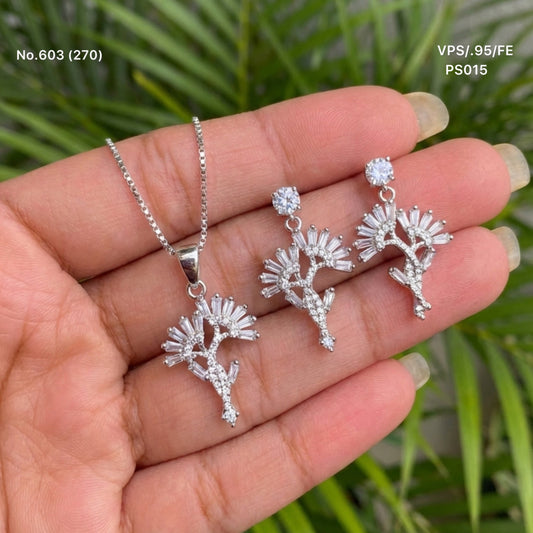 Auravine silver pendant set for women