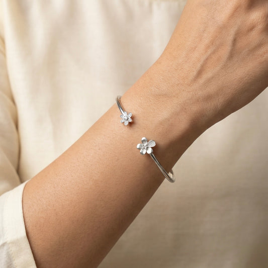 Oraya silver kada for women