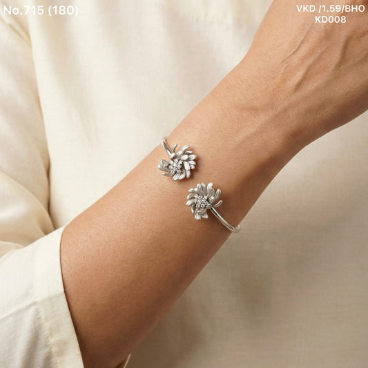 Zariya luxe silver kada for women