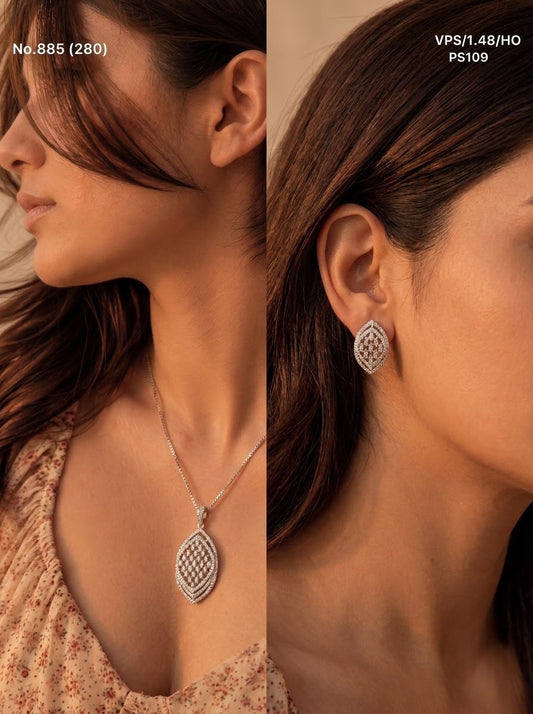 Ayushi silver pendant set for women