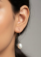 Pearl drift silver earrings