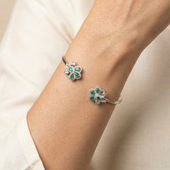 Emerald beauty silver kada for women