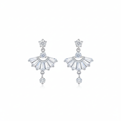 Angular glow silver earrings