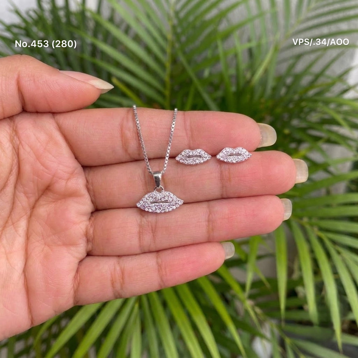 Rushika silver pendant set for women