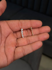 Glimmer line silver stud