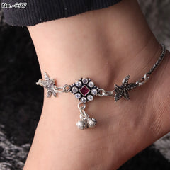 Silver Payal for Women by V One Jewellery