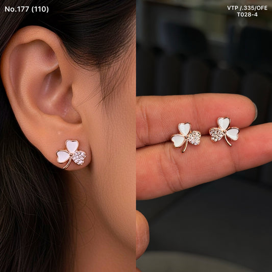Lira bloom silver stud