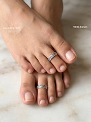 Surbhi silver toerings for women