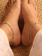 Hastika regal silver anklet for women