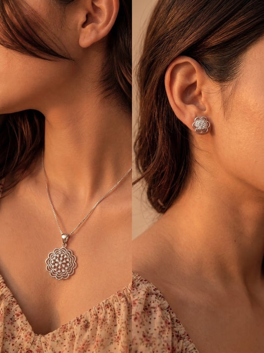 Layered bloom silver pendant set for women