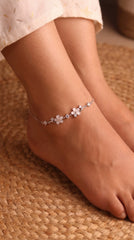Snow Bloom White Flower Silver Anklet