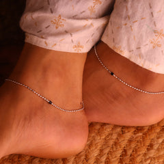 Glossy Black Beads Silver Payal