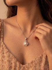 Pearl magic silver pendant set for women