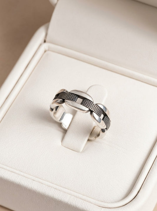 Silver axis men’s ring